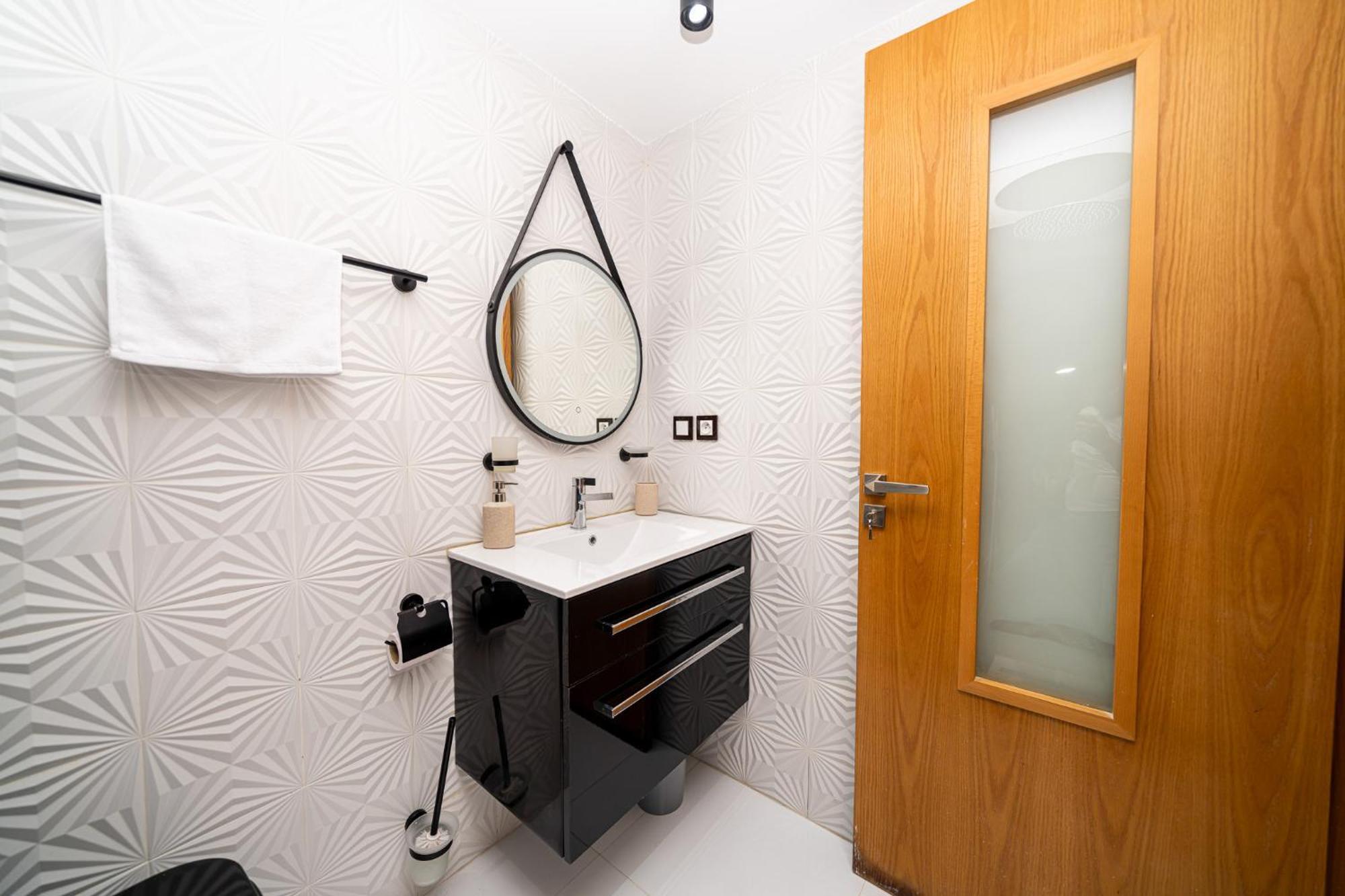 탕헤르 Ecrin Secret, Duplex Prestige, Proche Corniche & Medina, Piscine, Parking, Wifi, Iptv, Ac 아파트 외부 사진